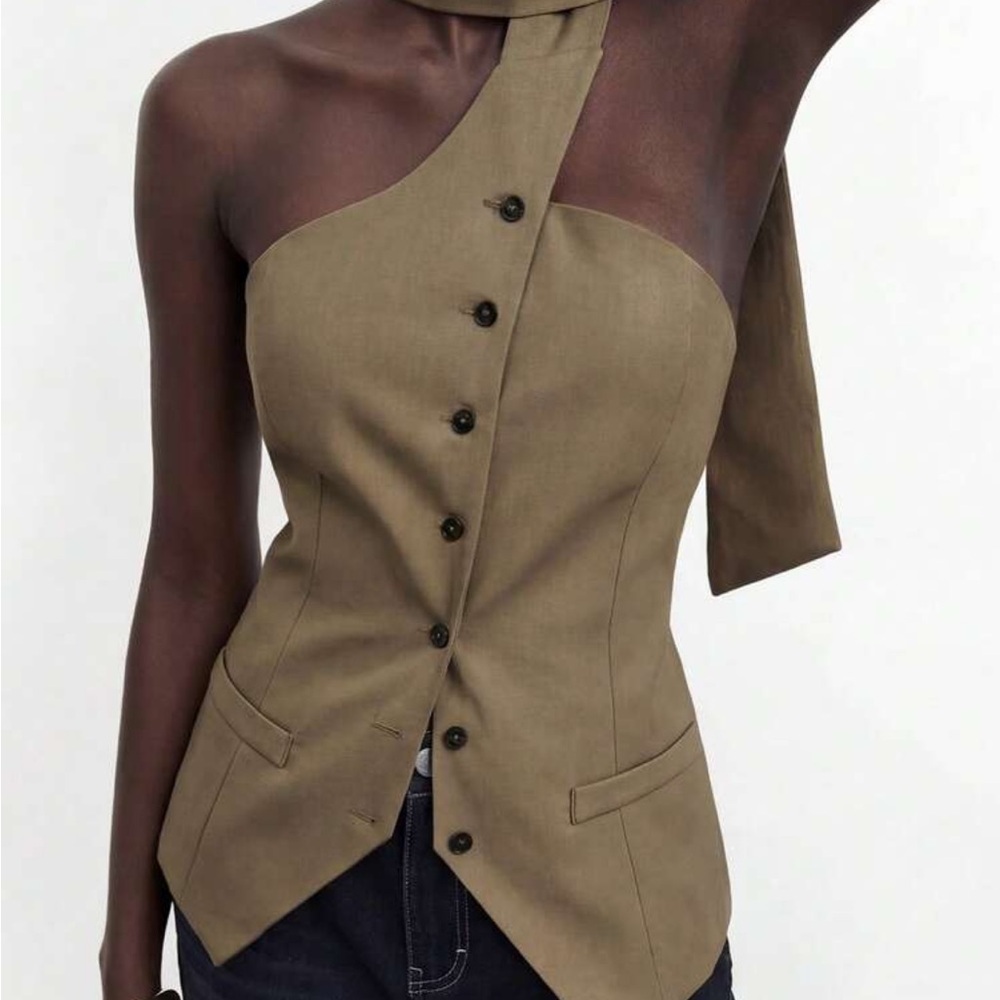 Brand New Asymmetrical One-Shoulder neck wrap vest top~